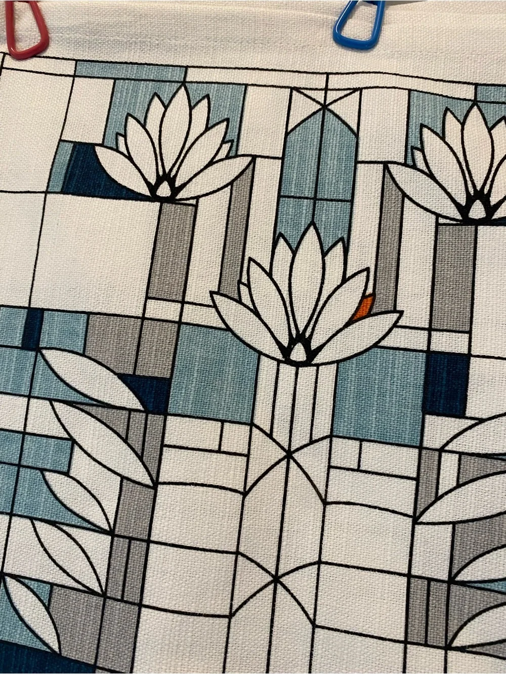 Frank Lloyd Wright (4) “Geo Floral Design Placemats” 13x18” White/Black/Blue NWT